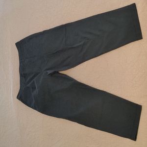 Banana Republic relaxed tapered fit pleated chinos - gray - 36W/32L